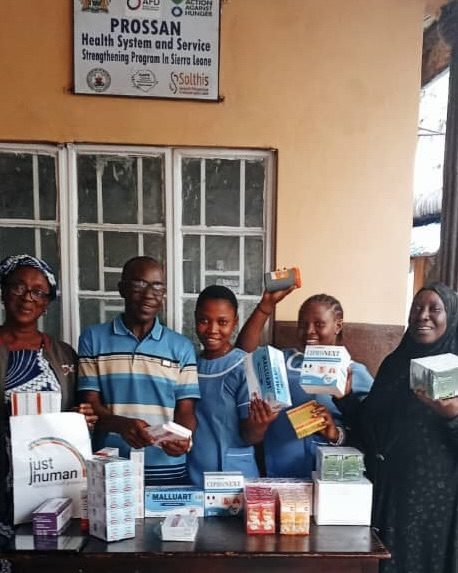 SierraLeone_HealthCenter-in-SusansBay_kl